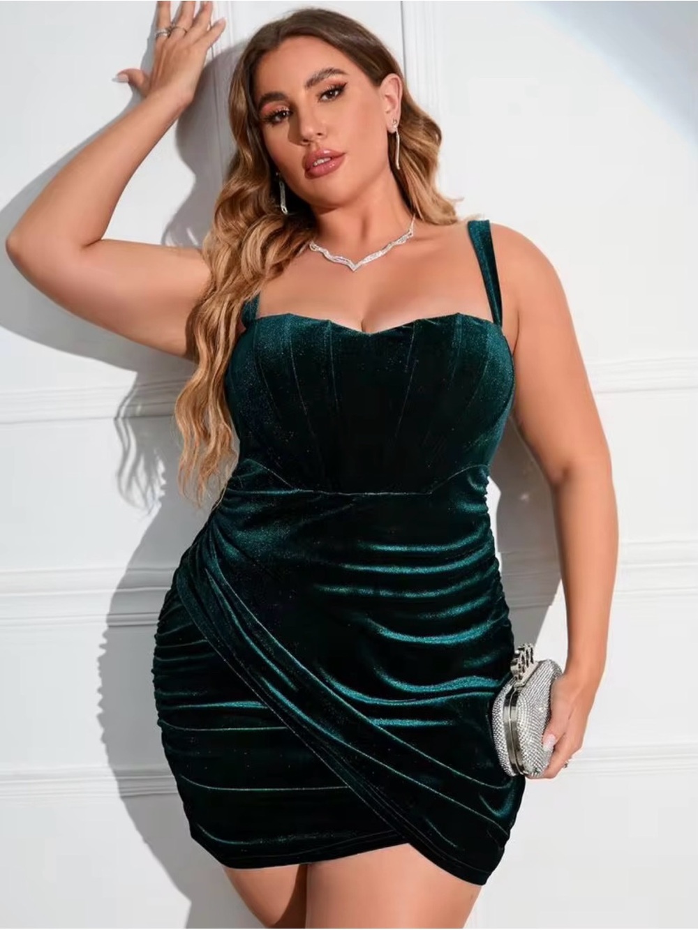 PARTHEA Plus Emerald Green Ruched Velvet Bodycon Dress